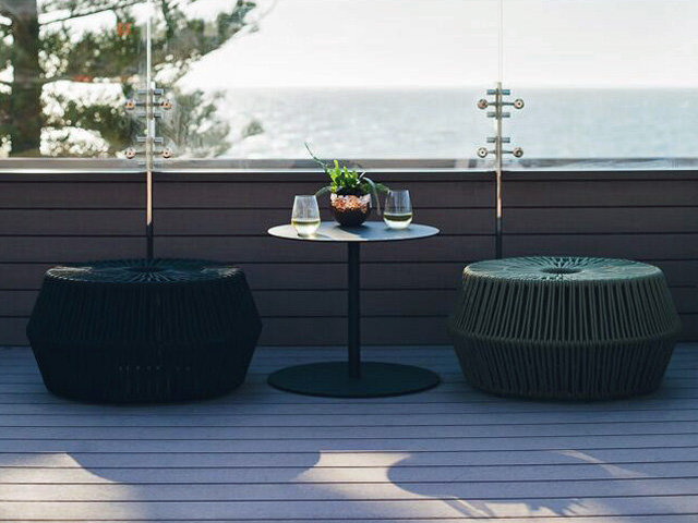 Decking Withstands Seaside Setting